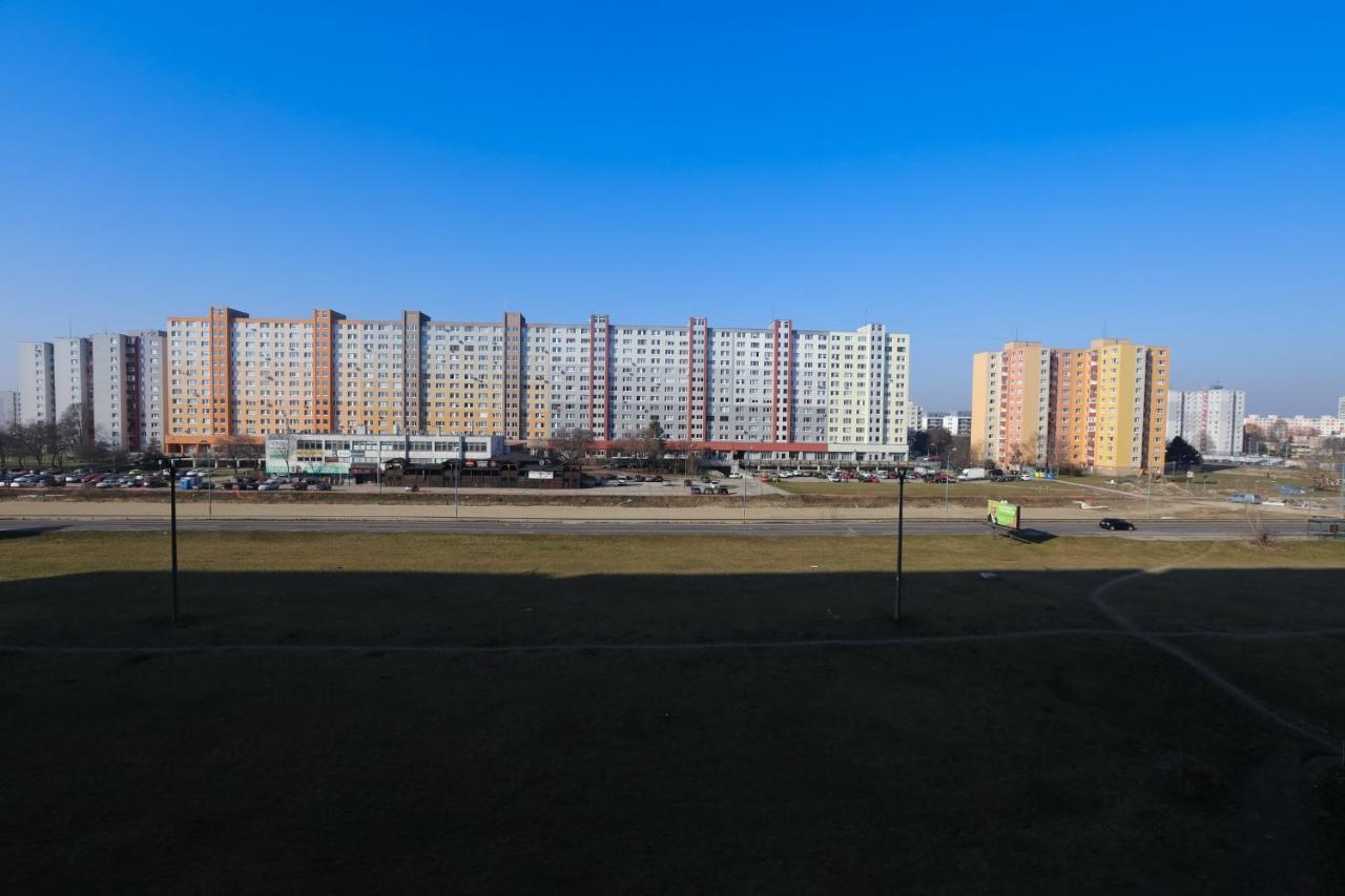 Sunny House Two Apartamento Bratislava Exterior foto